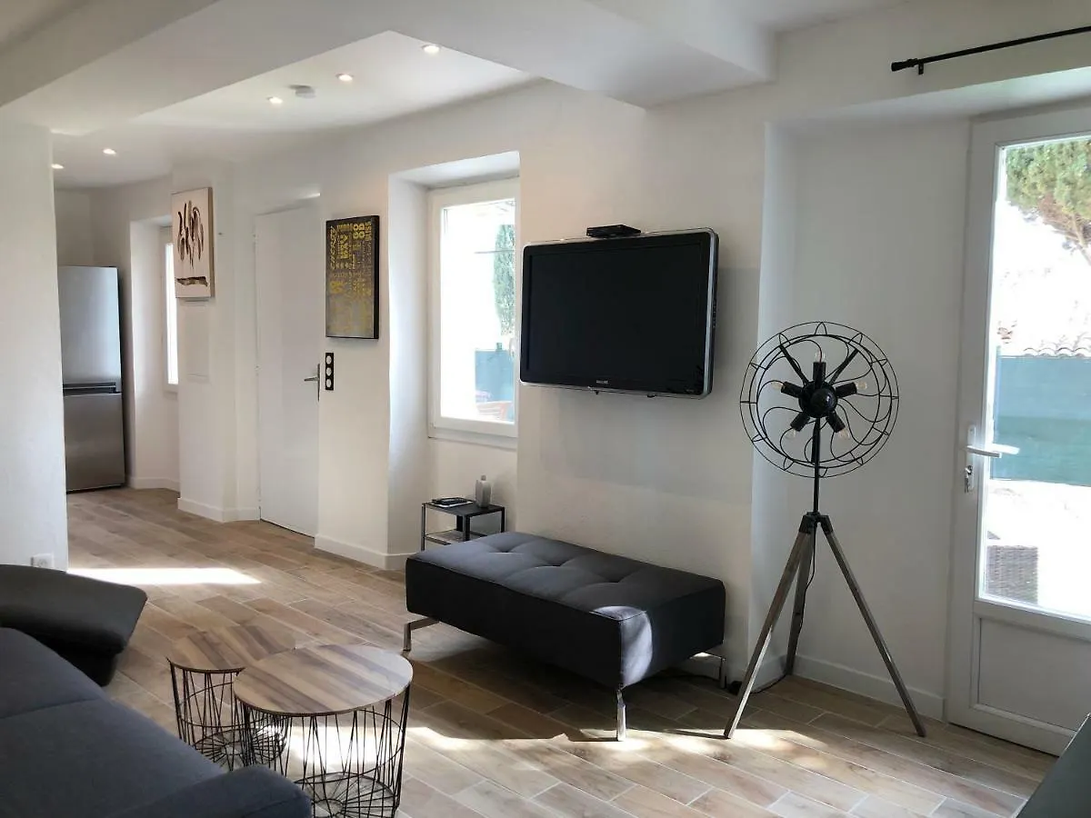 Villa Cocooning Proche Cannes Vallauris 0*,  Frankrike
